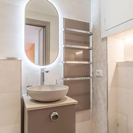 Le 182, à Pied, Balcon&climatisation *