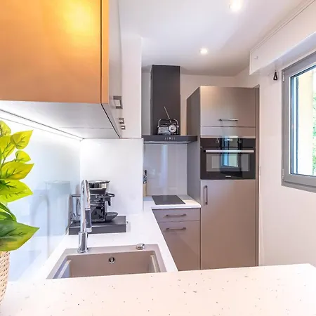 Le 182 Promenade Du Soleil *